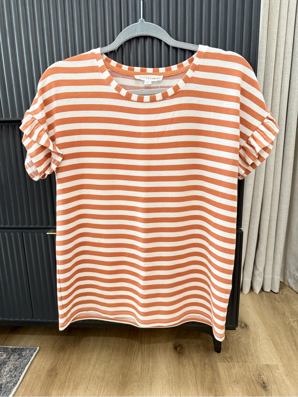 Jane + Delancey Striped Ruffle Sleeve Top – Size Small